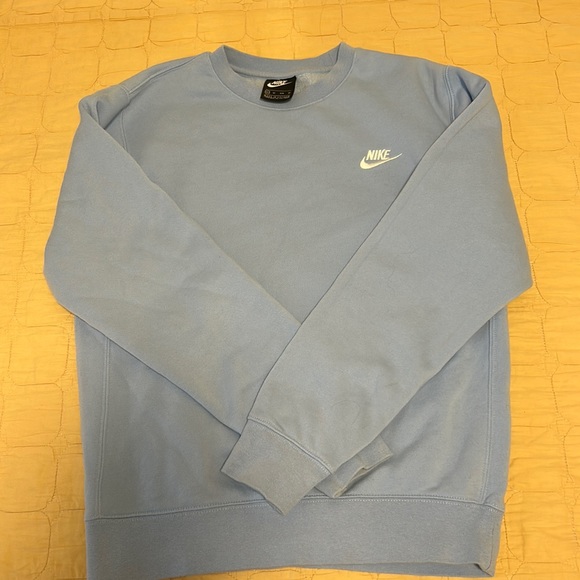 NIKE Sweatshirt - Picture 2 of 6